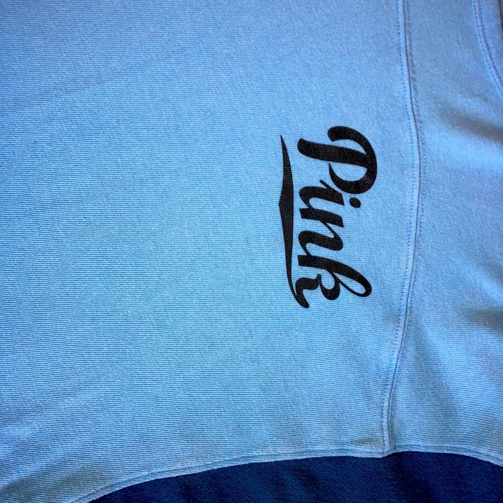 Woman’s size medium Victoria Secret 3/4 sleeve top relax pink name brand